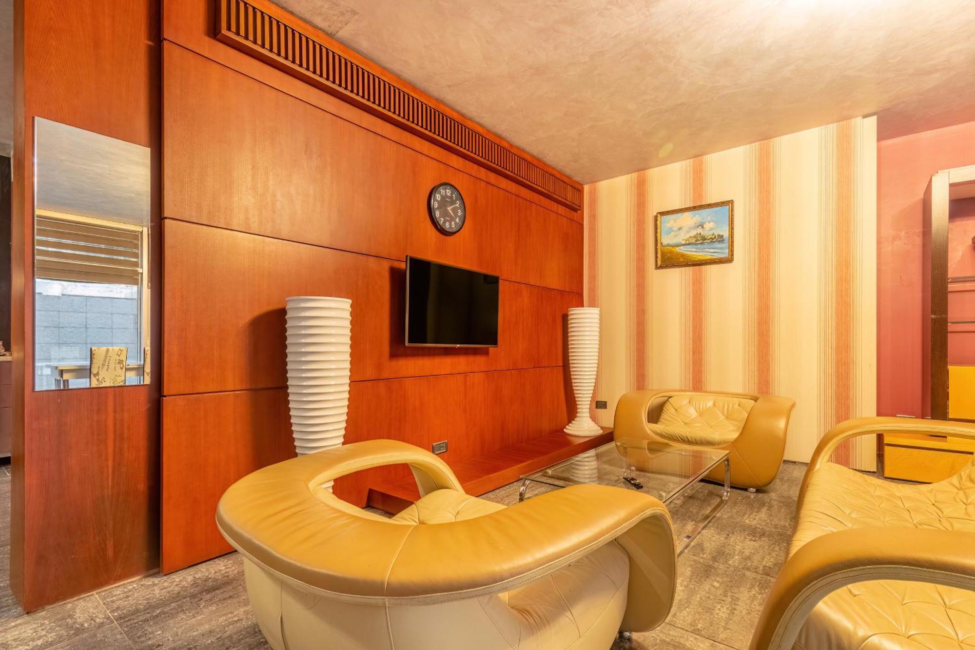 Deluxe Hotel Baku Exteriör bild